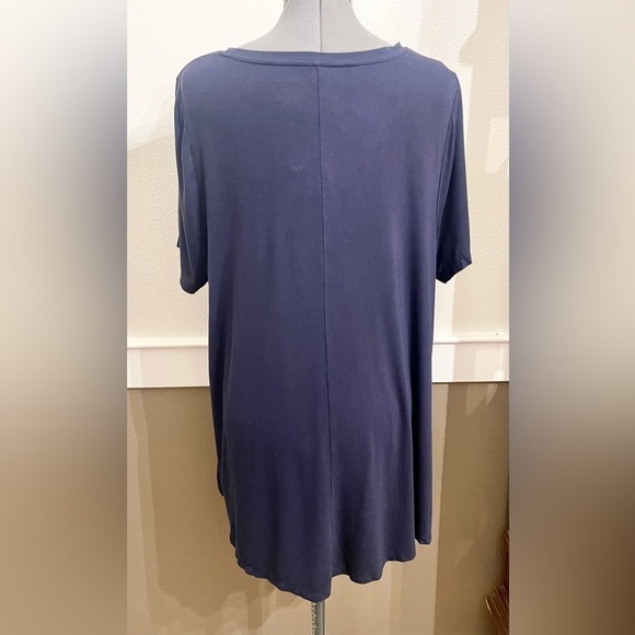 Lane Bryant Navy Blue Swing Top Size 14/16 Tunic Smocking detail on shoulder - Picture 4 of 7